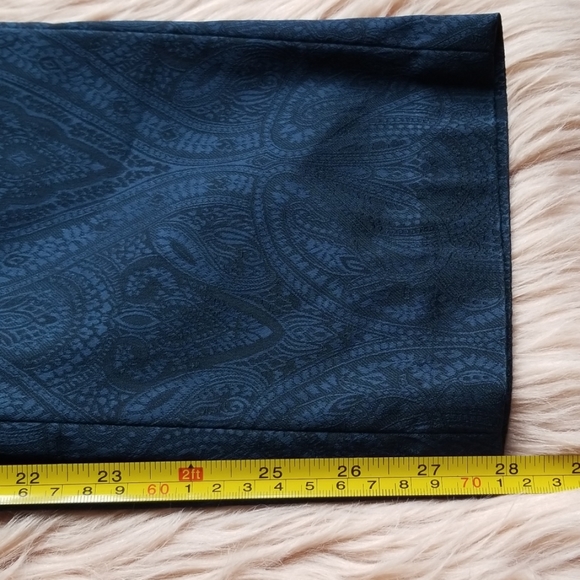 A Pea In The Pod Size Small 2 Piece Maternity Suit - Picture 7 of 8